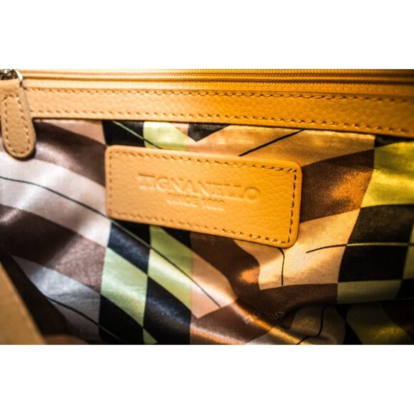 Tignanello Faux Leather Bag – Hand-Painted, Restored, Revitalized. - Picture 4 of 12